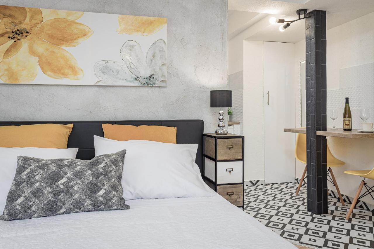 Luxury Apartments Gina Rovinj Eksteriør billede