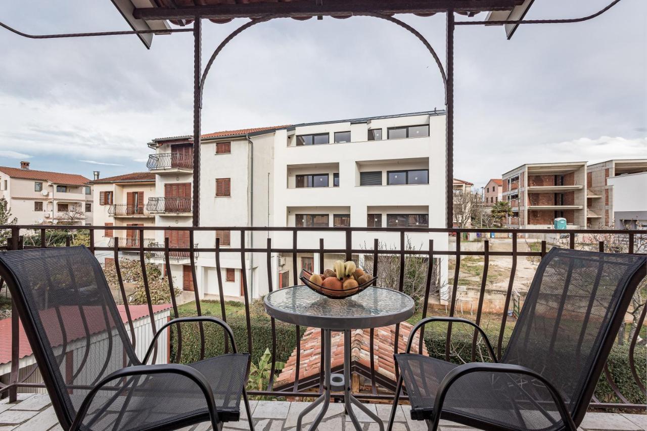 Luxury Apartments Gina Rovinj Eksteriør billede