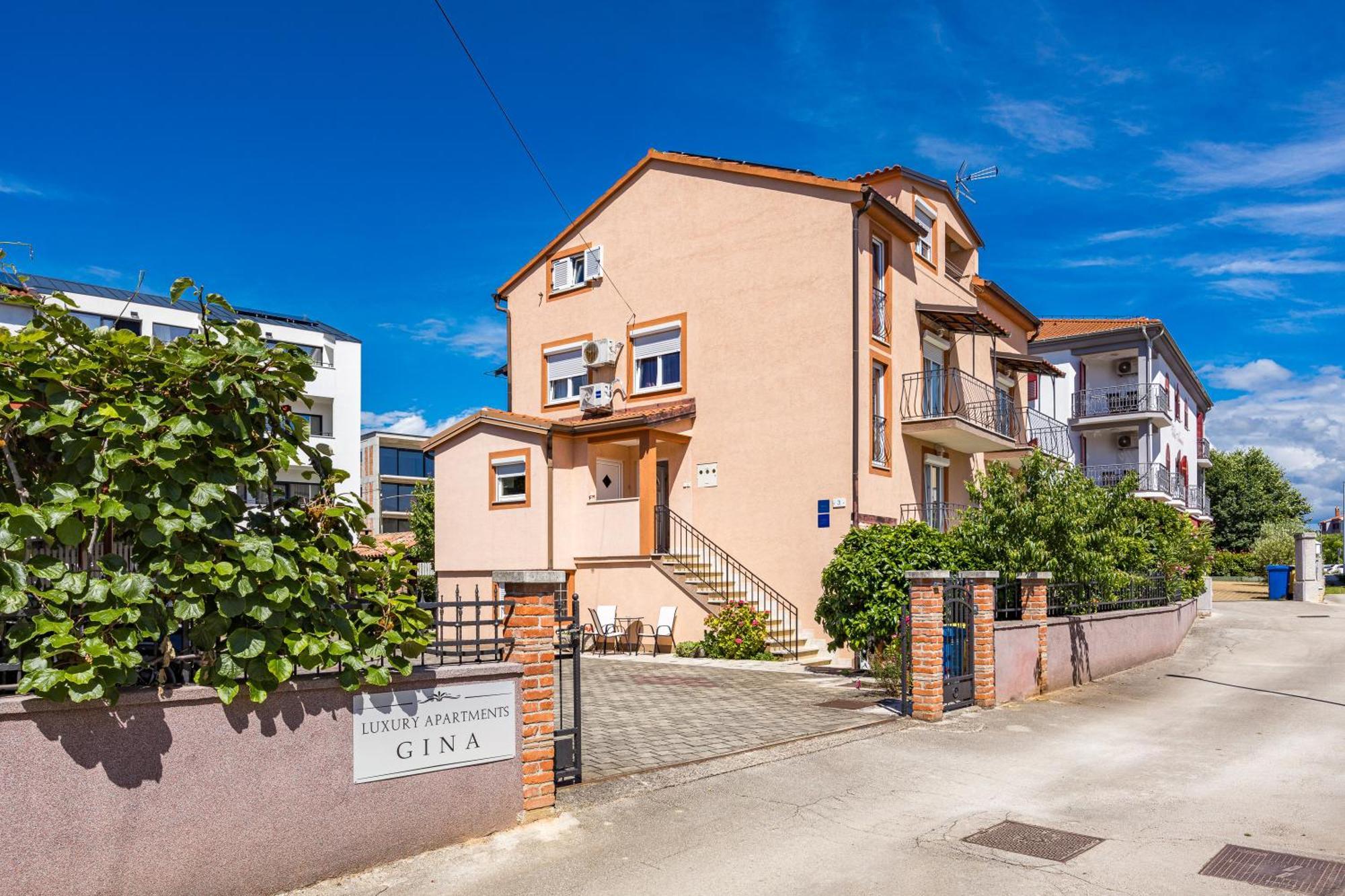Luxury Apartments Gina Rovinj Eksteriør billede
